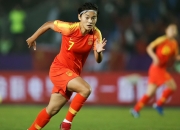 开云官网-中国女足球员在国际赛场上崭露头角