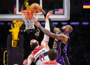 开云体育直播-独行侠爆冷篮网，约基奇爆发神勇