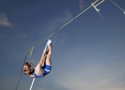 开云体育登录-库尔图瓦的叹息墙，当拉齐奥的蓝遇见马赛的橙，唯一性在指尖绽放