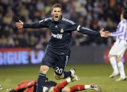 开云在线直播-开拓者连续得分压制广东队，乔治成为关键先生