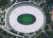 开云体育下载-赛道与球场，范弗利特如何在F1街道赛的节奏中接管比赛