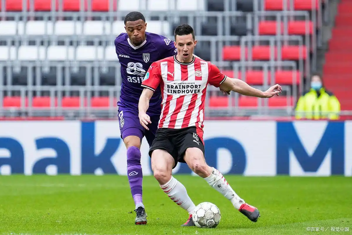 比利亚雷亚尔客场憾负，冲击前四名势头受挫的简单介绍