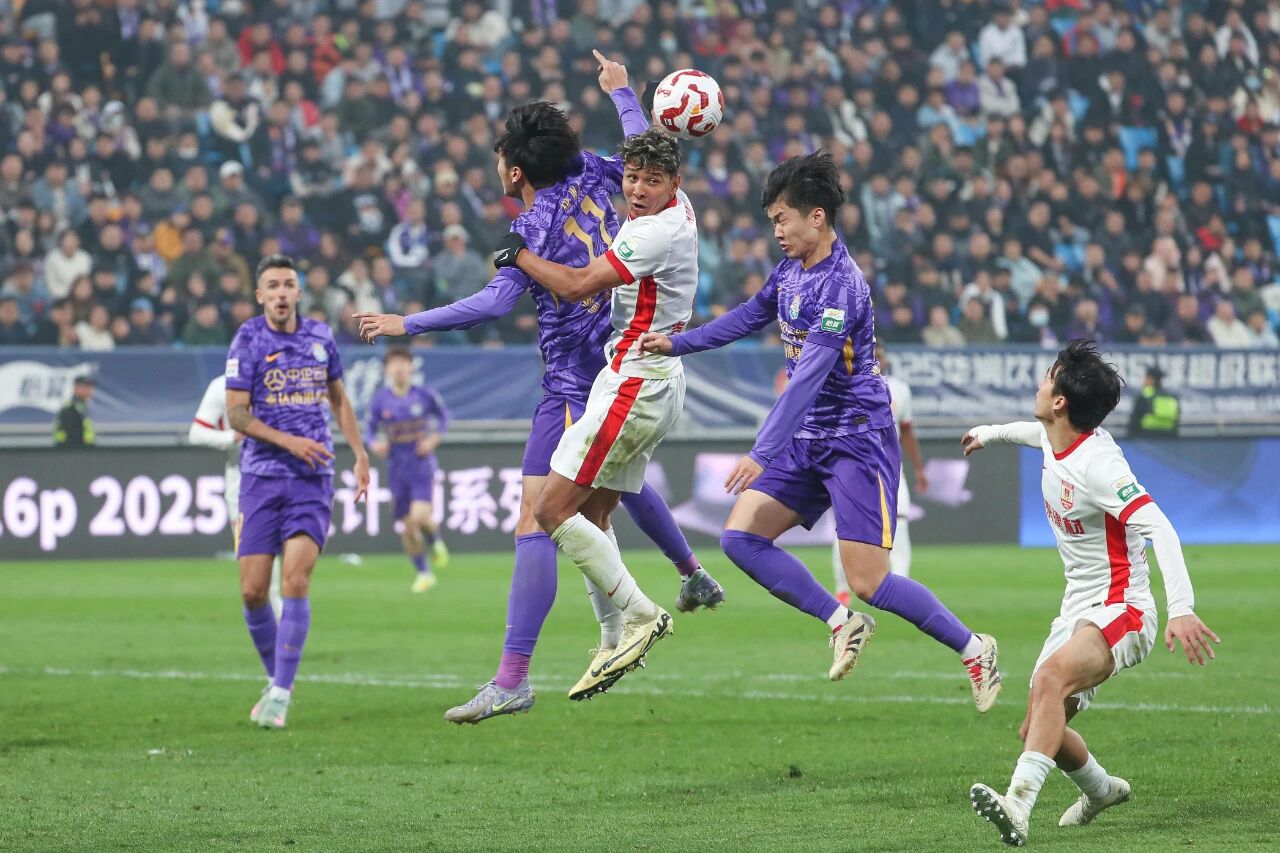 包含赛季收官之际，球队们展现最后实力的词条