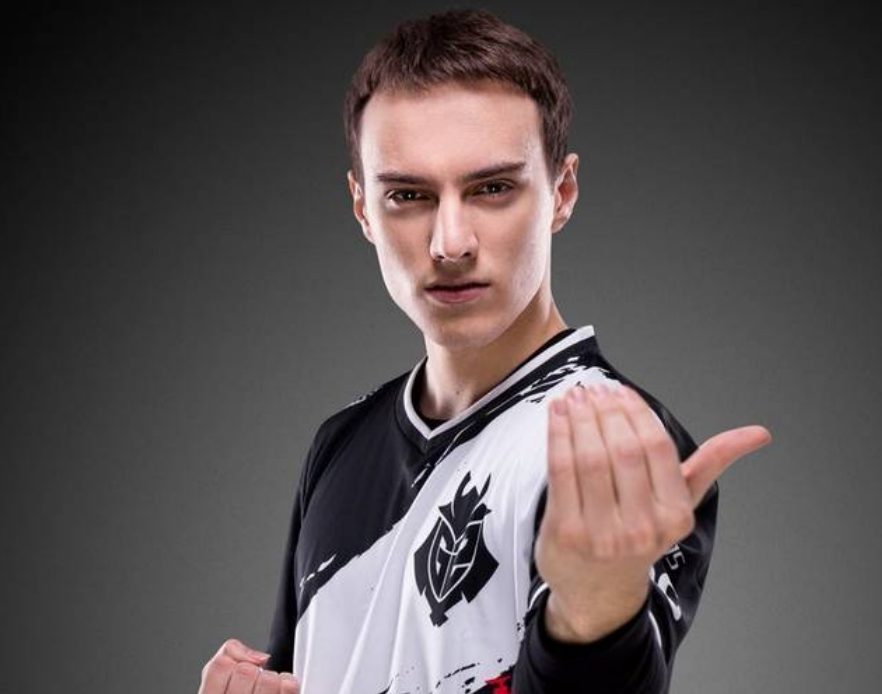 关于TeamLiquid强势G2，Uzi送出助攻的信息