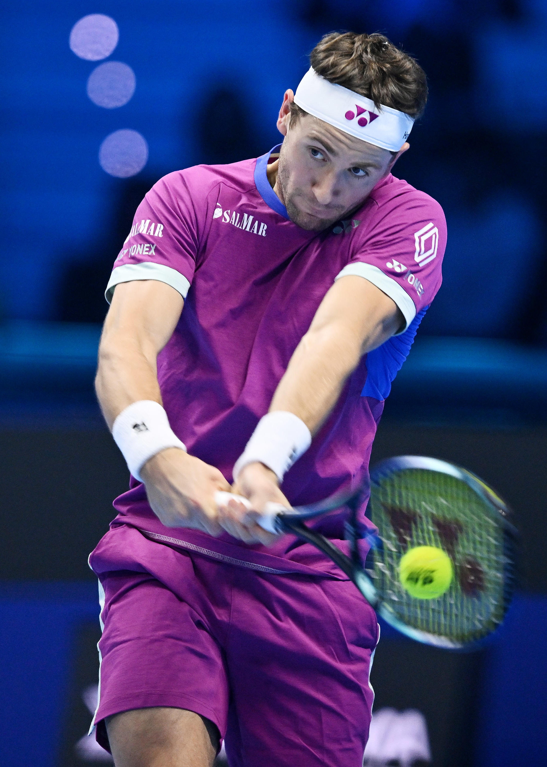 关于德国网球队绝杀西班牙网球队，兹维列夫关键制胜的信息