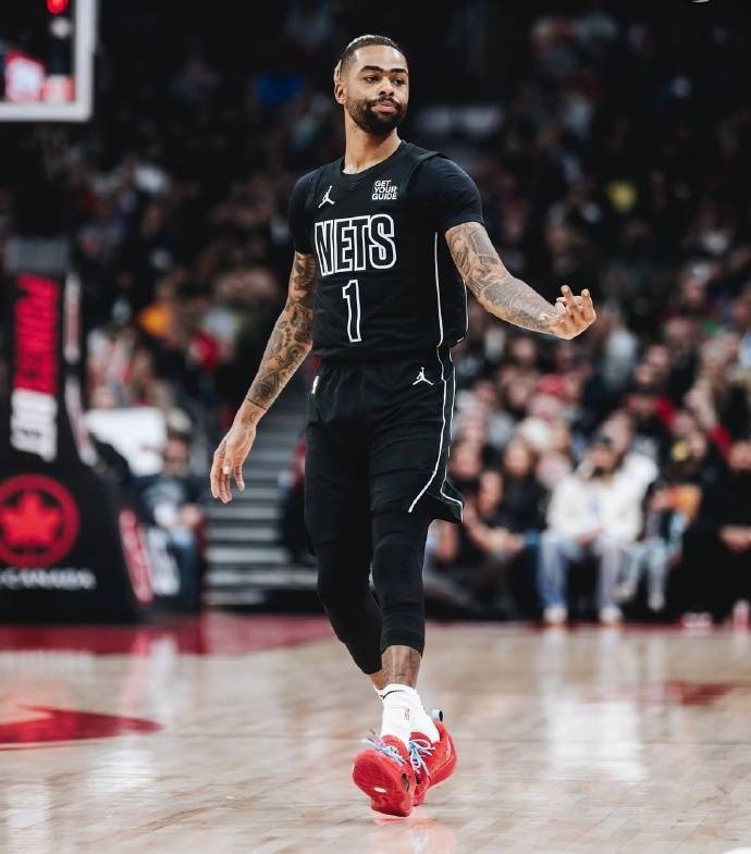 包含湖人B队血洗塞尔维亚男篮，拉塞尔统治全场的词条