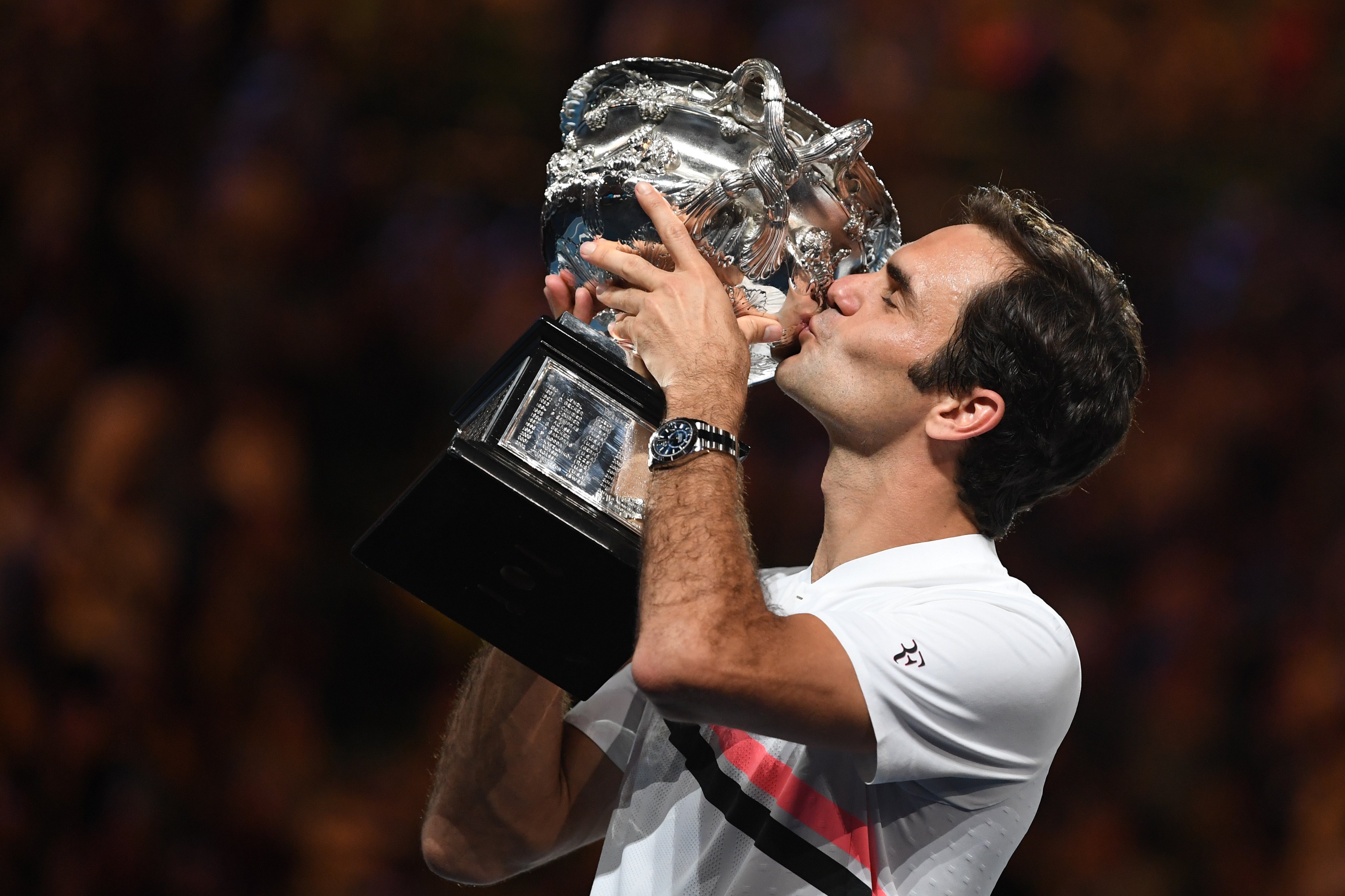 包含美国网球队力克欧洲网球队，费德勒制霸全场的词条