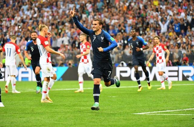 法国队险胜日本队，波尔统治全场