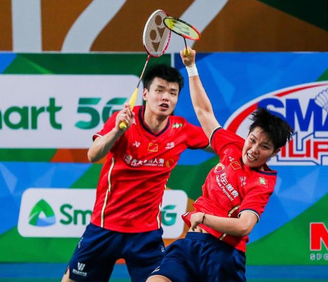 泰国队逆转中国队，黄鸭组合扛起全队的简单介绍