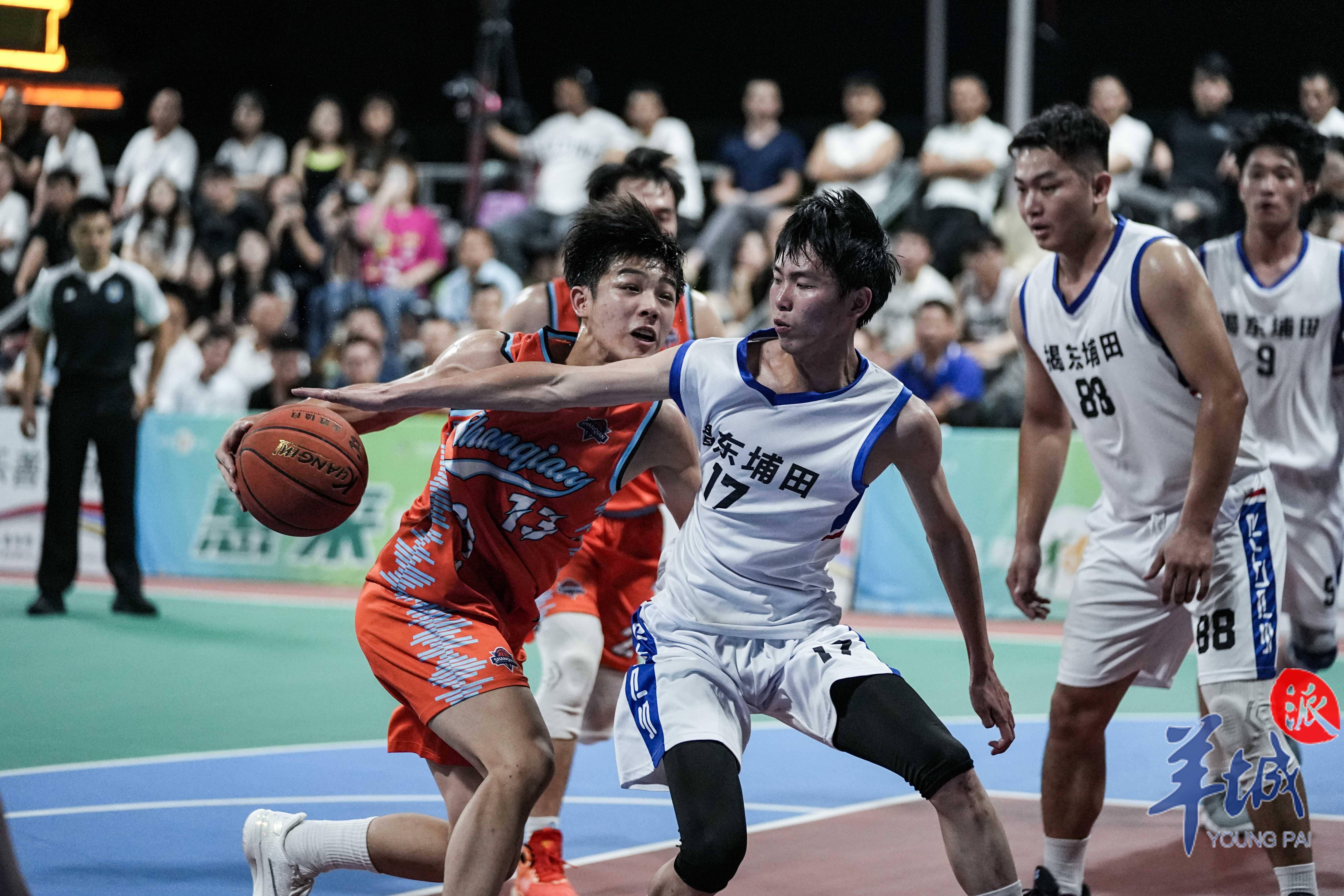 包含世界各国篮球队员共同争霸，体育精神传承的词条