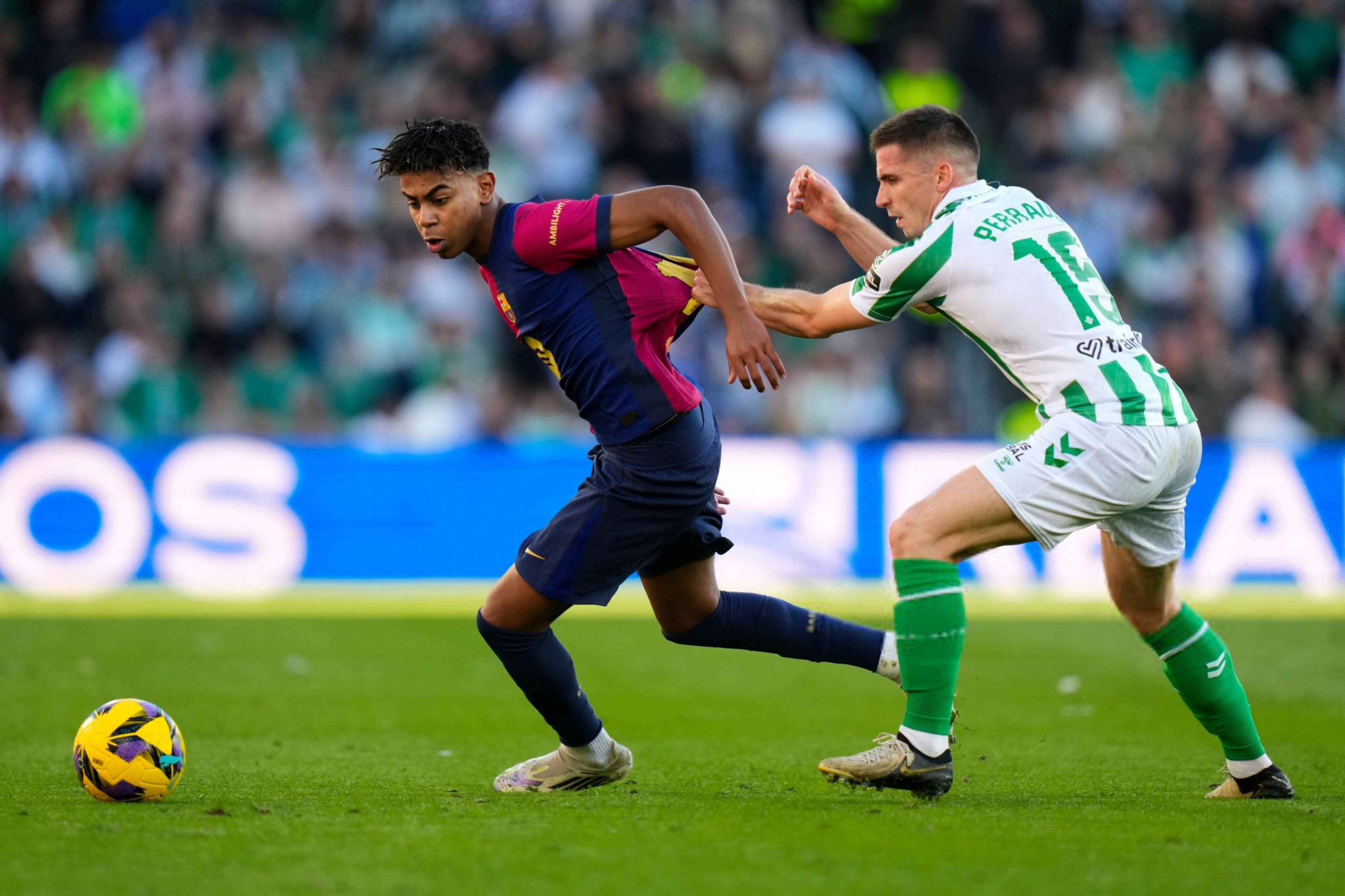 关于那不勒斯球员外租法甲球队，积累比赛经验的信息