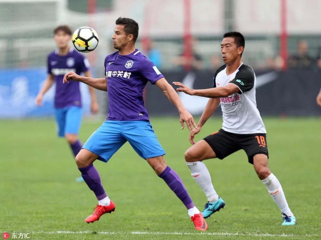 天津泰达在赛场上获胜,成功晋级下一轮 天津泰达在赛场上获胜,成功晋级下一轮