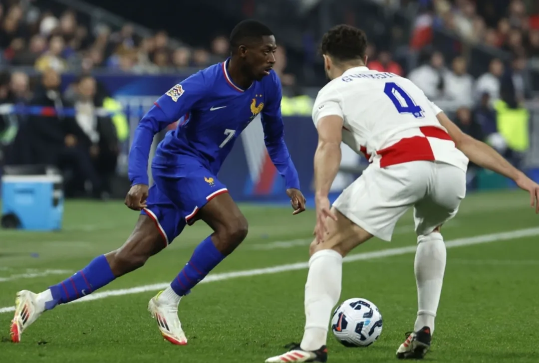 包含法国选手现场击败劲敌，实现逆转胜利的词条