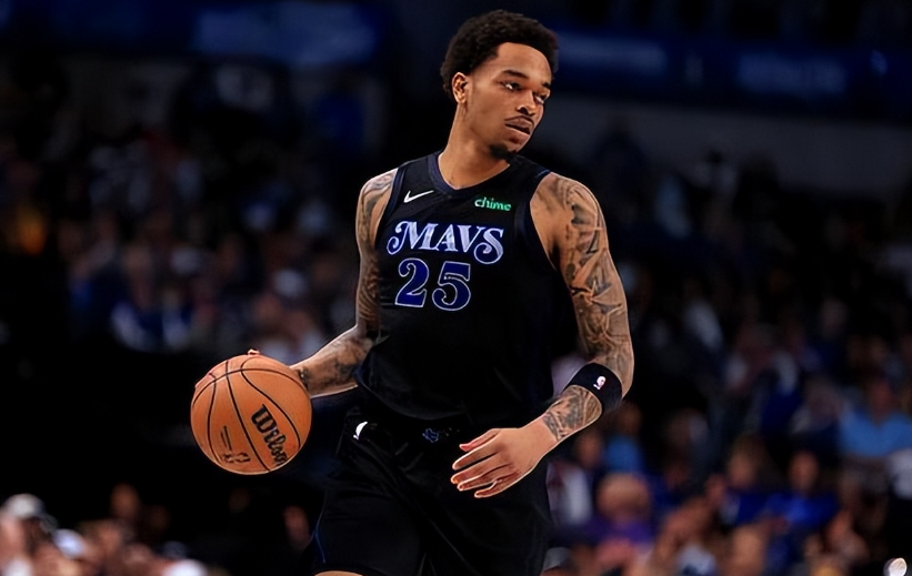 独行侠逆袭勇士，勇士痛失四连胜助力季后赛前行的简单介绍