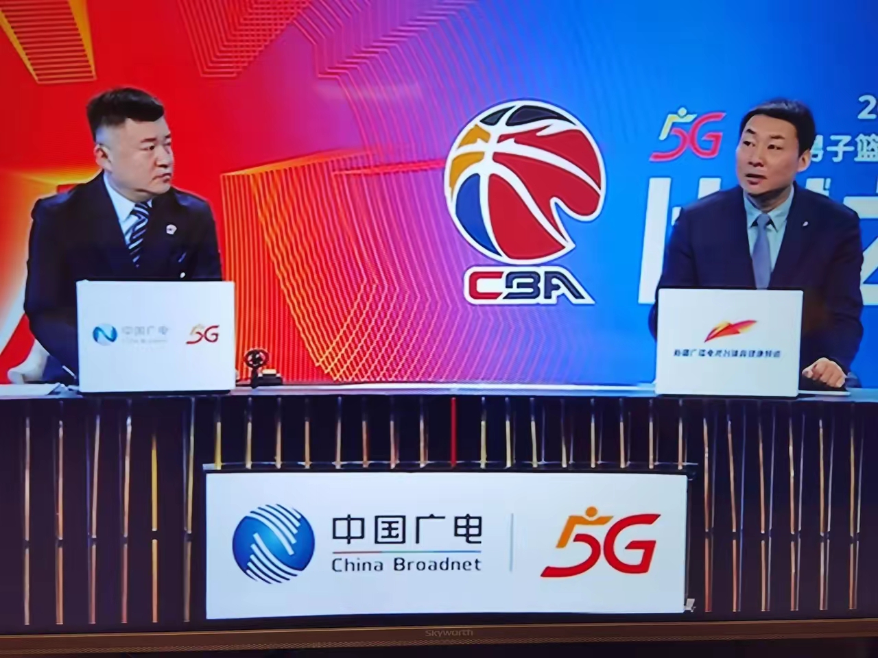 新疆男篮再下一城，领先优势稳固