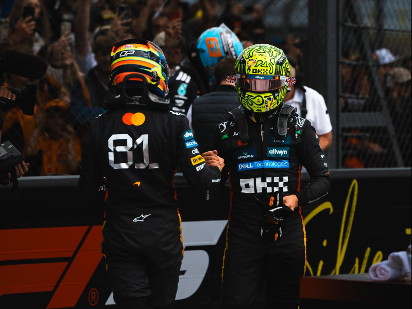 包含红牛车队碾压梅赛德斯,维斯塔潘状态火热的词条 包含红牛车队碾压梅赛德斯,维斯塔潘状态火热的词条