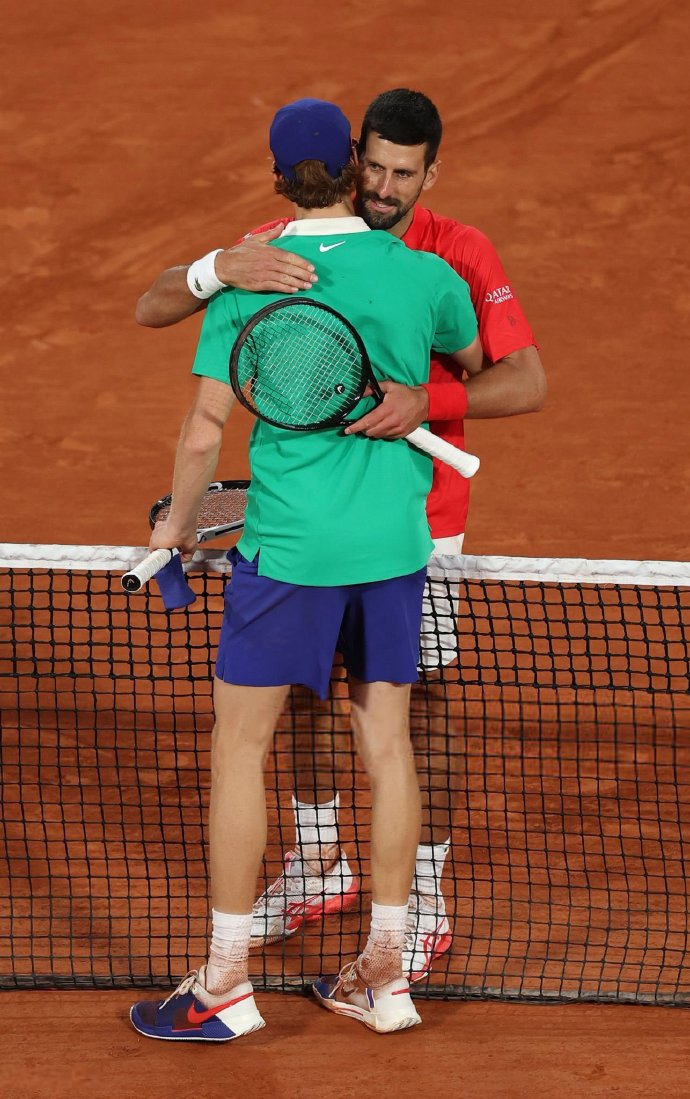 法国网球队力克意大利网球队，德约科维奇制霸全场的简单介绍