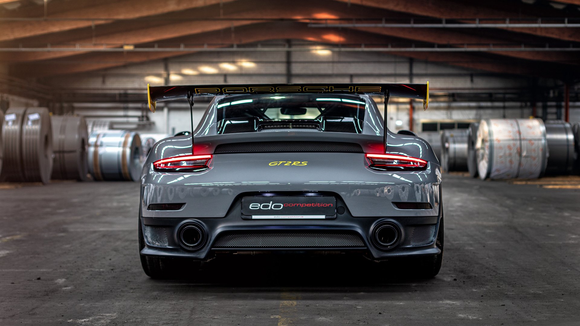 本泽马末节神迹，哥伦比亚与喀麦隆之战中的唯一主宰