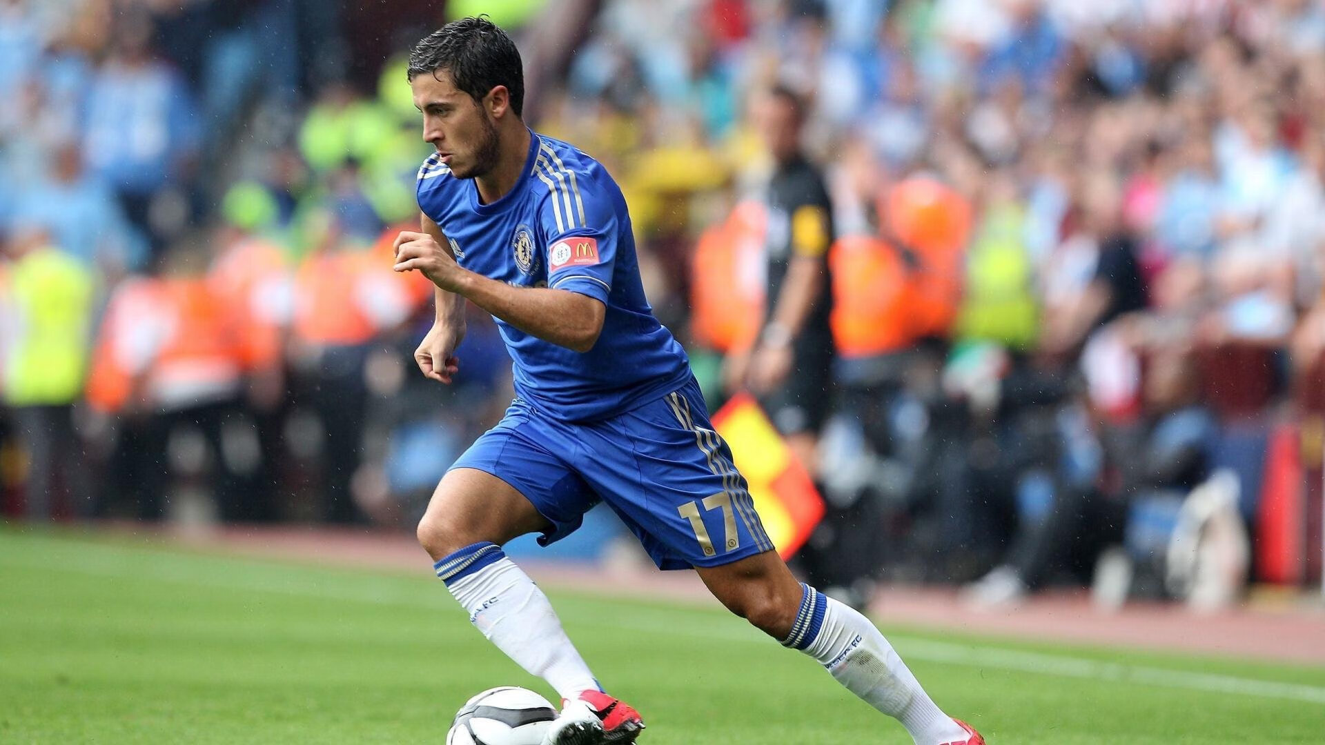 基耶萨攻防两端统治，雷恩打穿芬兰，现代足球战术的极致演绎